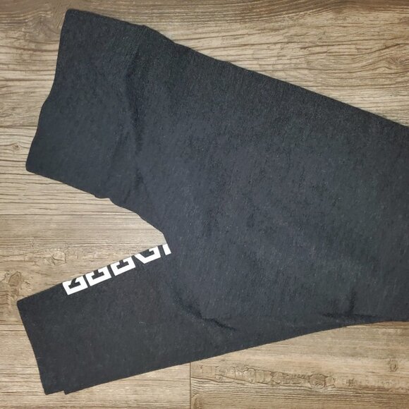 VS Pink Sweatpants 🔵 🟣 ⚫️ ⚪️ Like New - Picture 5 of 6